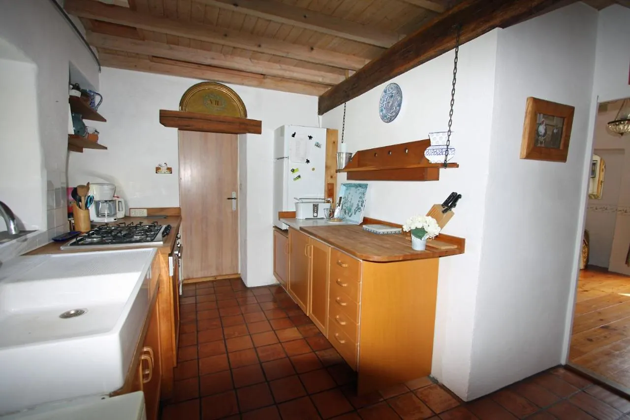 Touroulet Apartment Suze